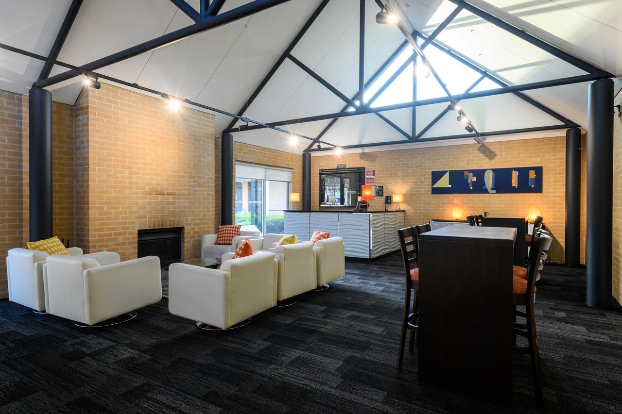 Lakeside Hotel And Conference Centre Sydney Ngoại thất bức ảnh