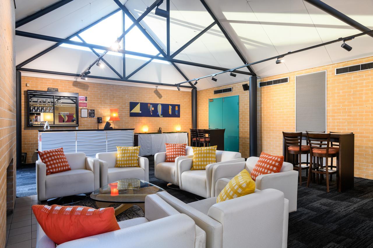 Lakeside Hotel And Conference Centre Sydney Ngoại thất bức ảnh