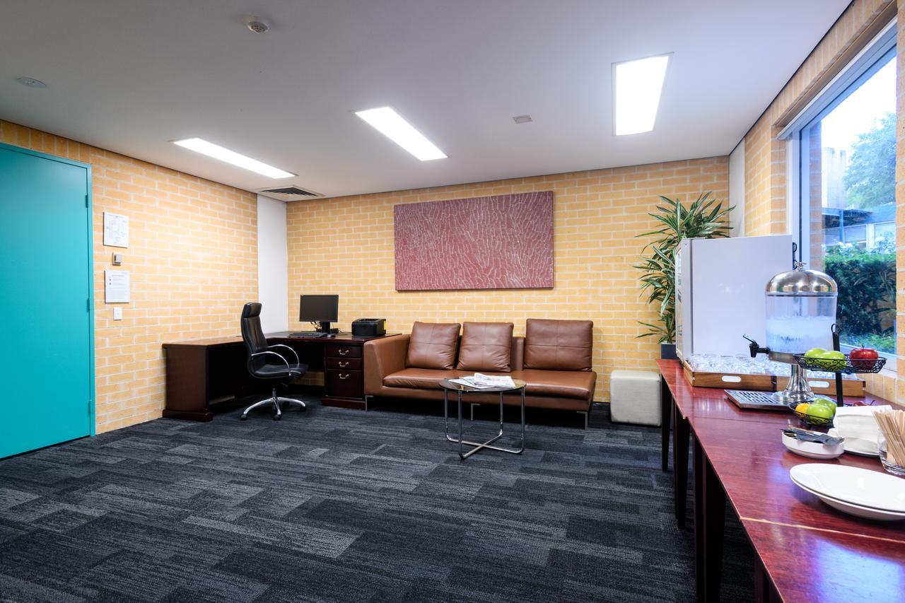 Lakeside Hotel And Conference Centre Sydney Ngoại thất bức ảnh