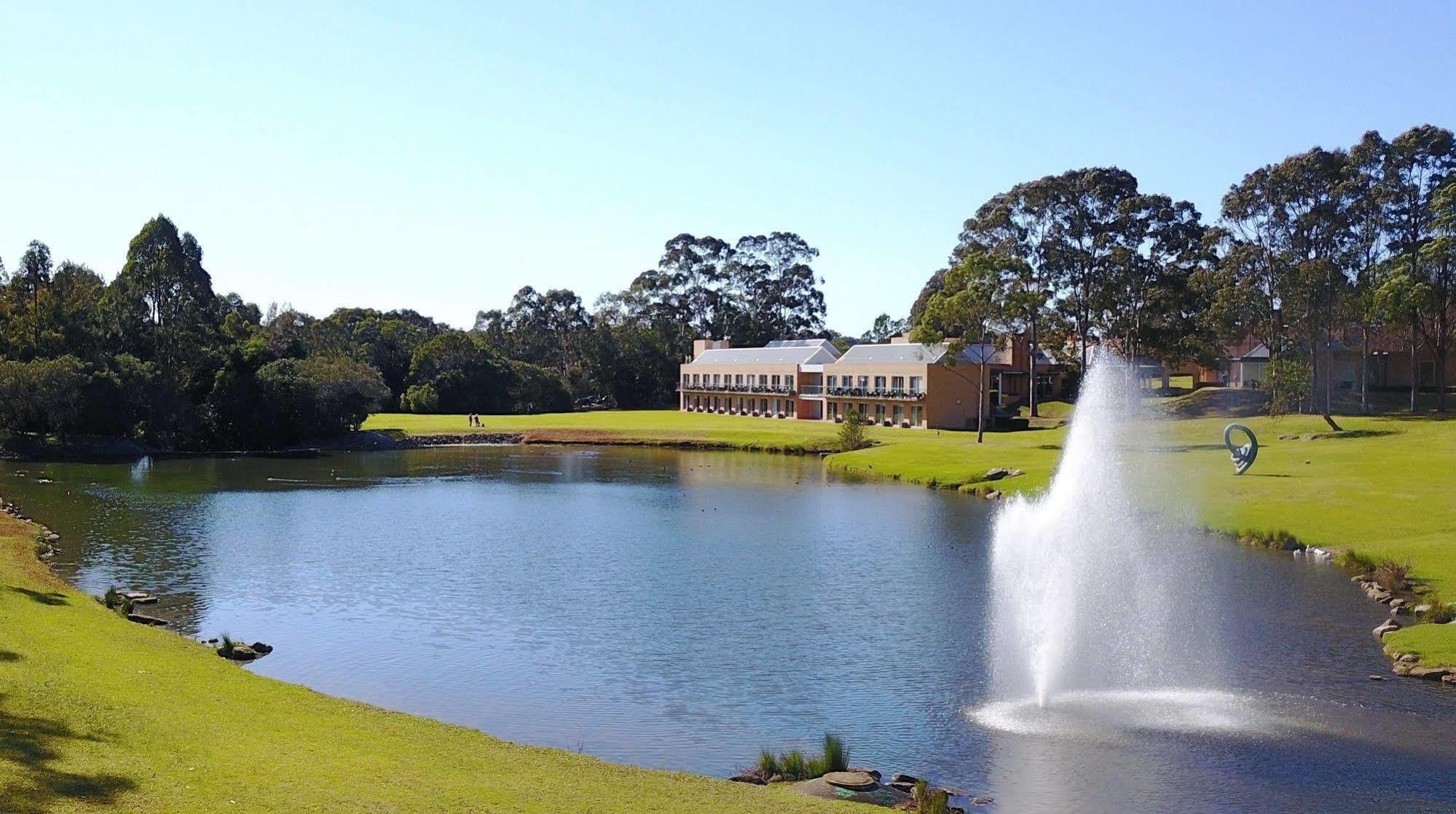 Lakeside Hotel And Conference Centre Sydney Ngoại thất bức ảnh