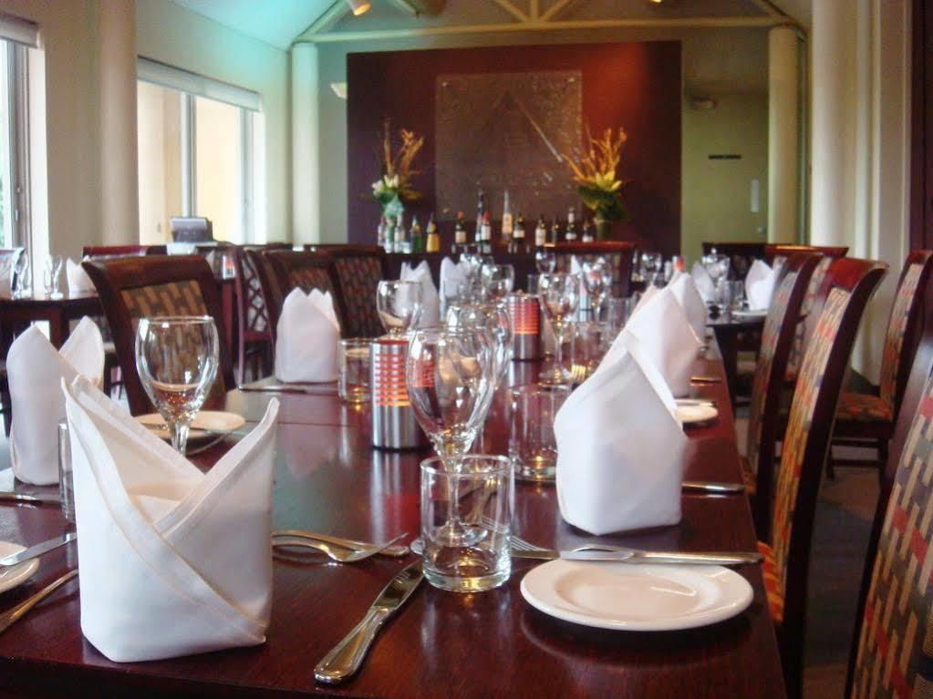 Lakeside Hotel And Conference Centre Sydney Ngoại thất bức ảnh